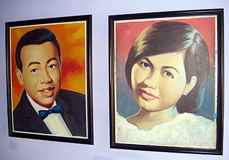 ជើងភ្នំសំពៅ