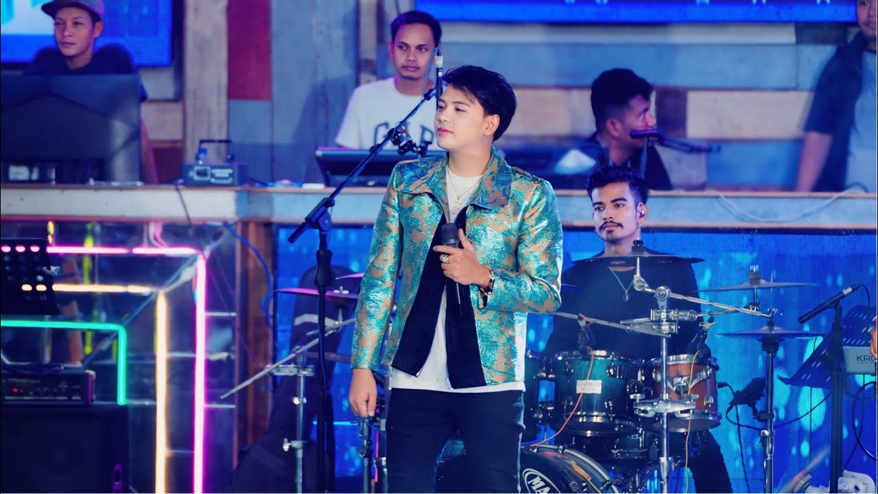 ចាញ់ស្នេហ៍អូន