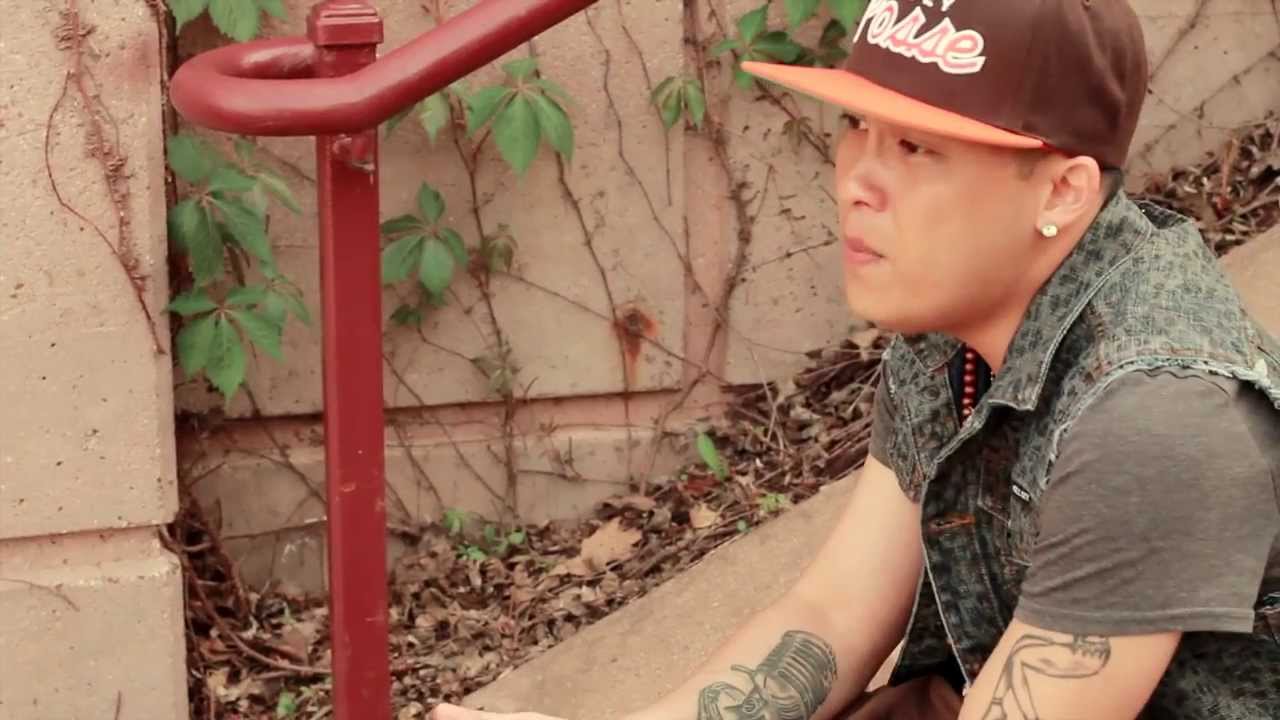 អ្នកចម្រៀងក្រៅរង្វង់