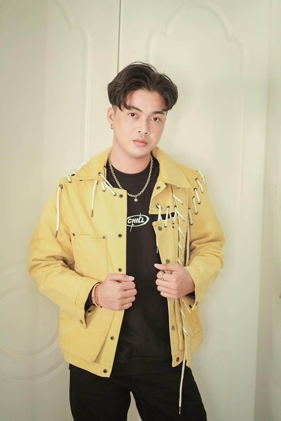 ថ្នាក់រៀនជាប់គ្នា